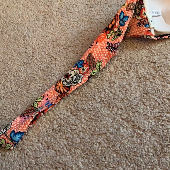 Strapless Floral Colorful Bikini Top - Picture 3 of 10